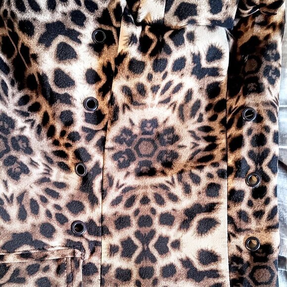 Biacci Animal Print Fitted Grommet Detail Jacket - Picture 5 of 5